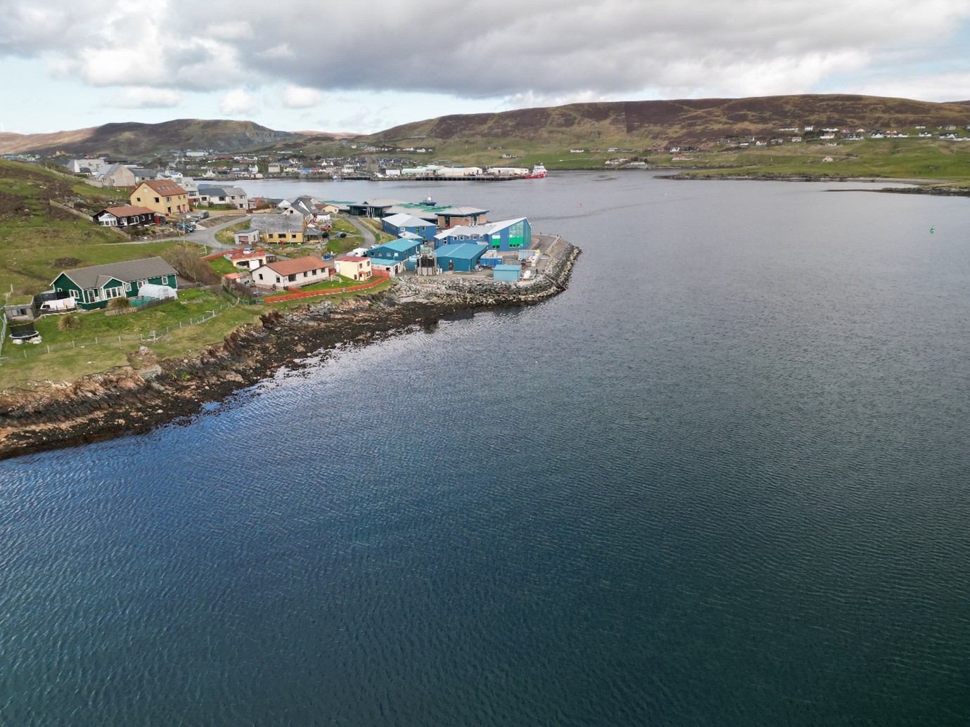 UHI Shetland marine planning team celebrate launch of new regional marine plan for Shetland